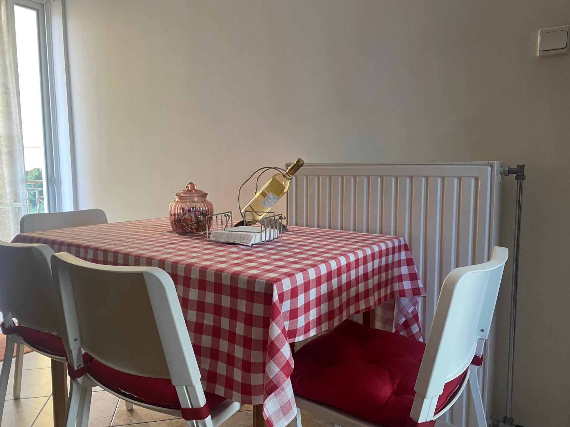 Cozy & Quiet City Apartment Tríkala エクステリア 写真