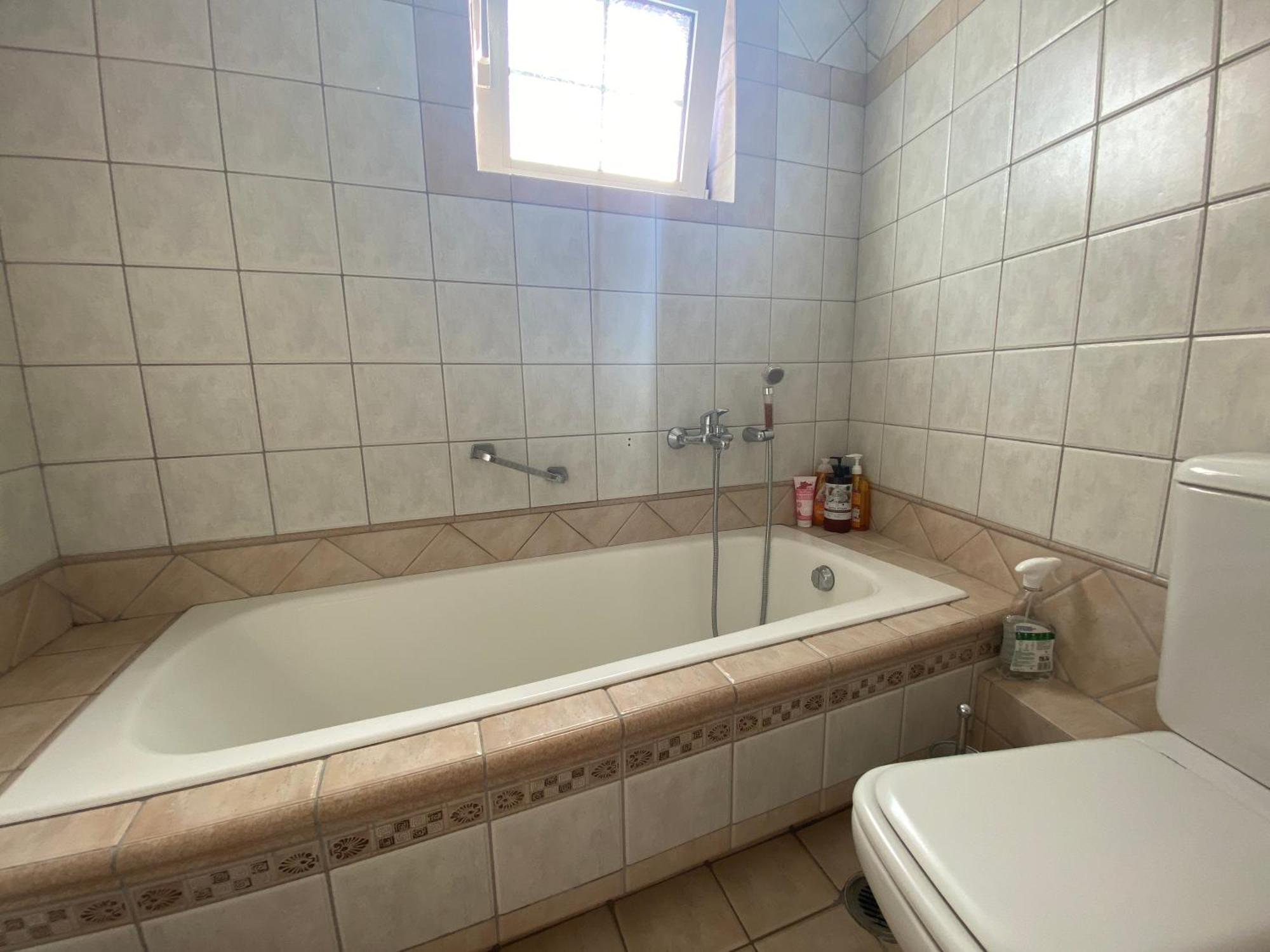 Cozy & Quiet City Apartment Tríkala エクステリア 写真