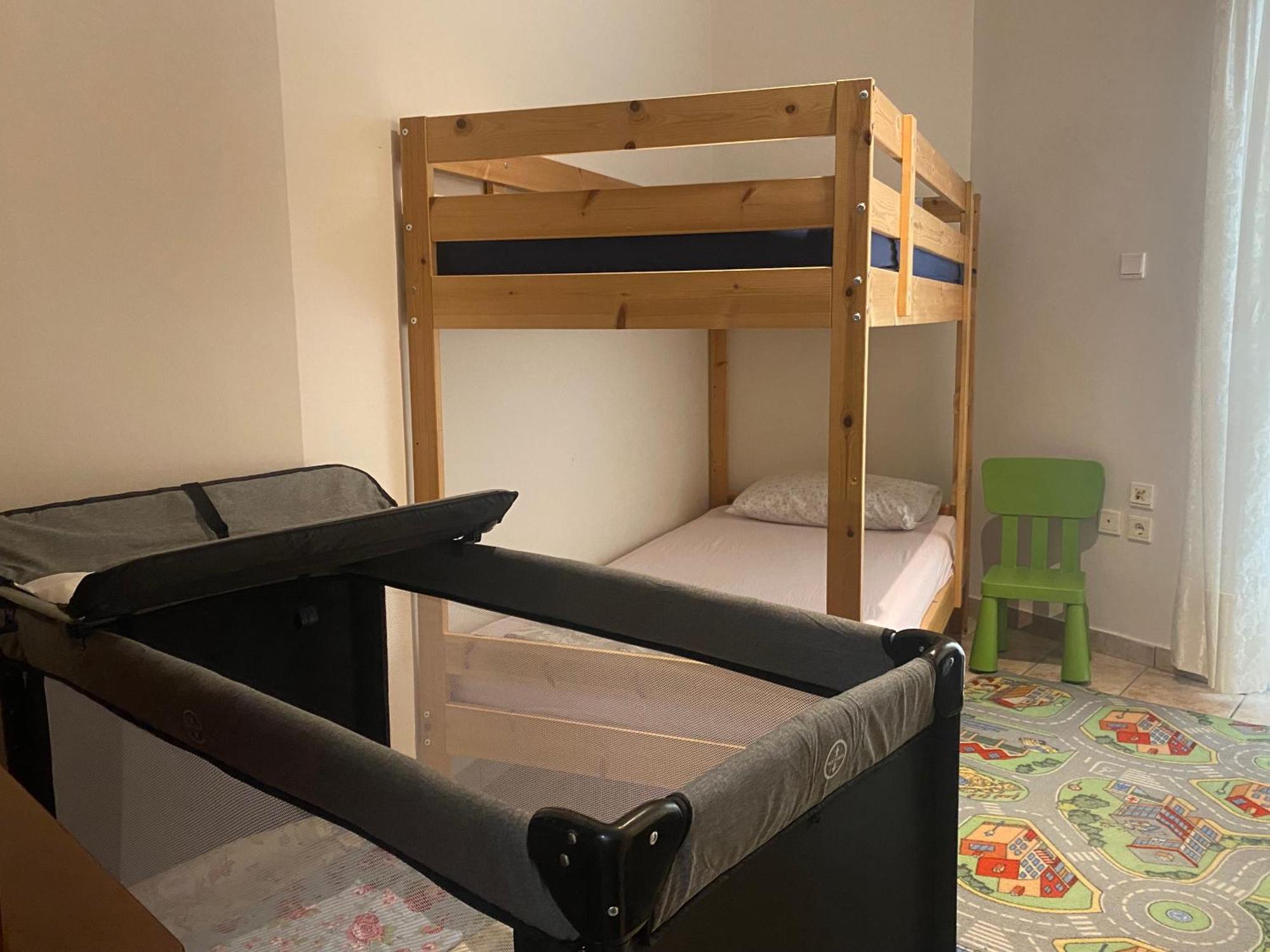 Cozy & Quiet City Apartment Tríkala エクステリア 写真